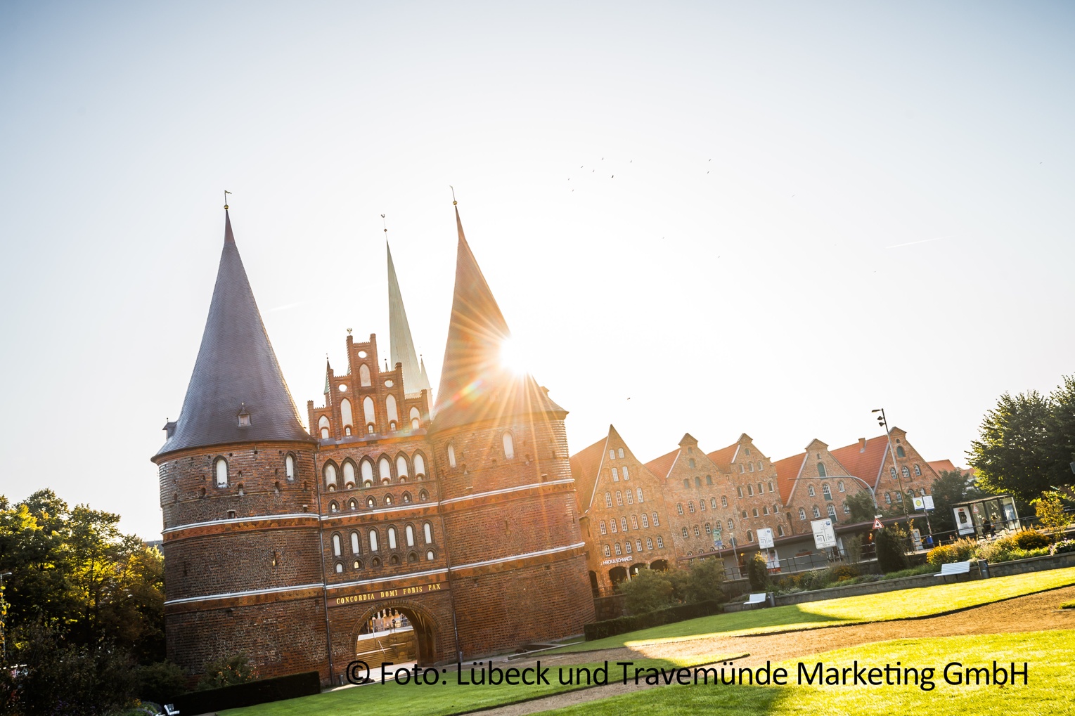 Lübecker Altstadt mit Holstentor und Salzspeicher